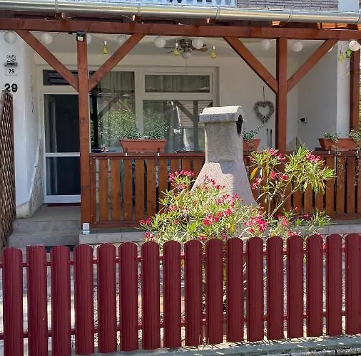 Edina-haz * Balatonboglár